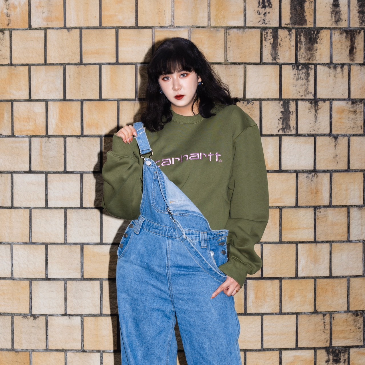 -(E2e0203)-CARHARTT WIP LOOSE FIT SCRIPT SWEAT 大字衛衣 鋪棉 橄欖綠 粉字-I030546_24D_XX