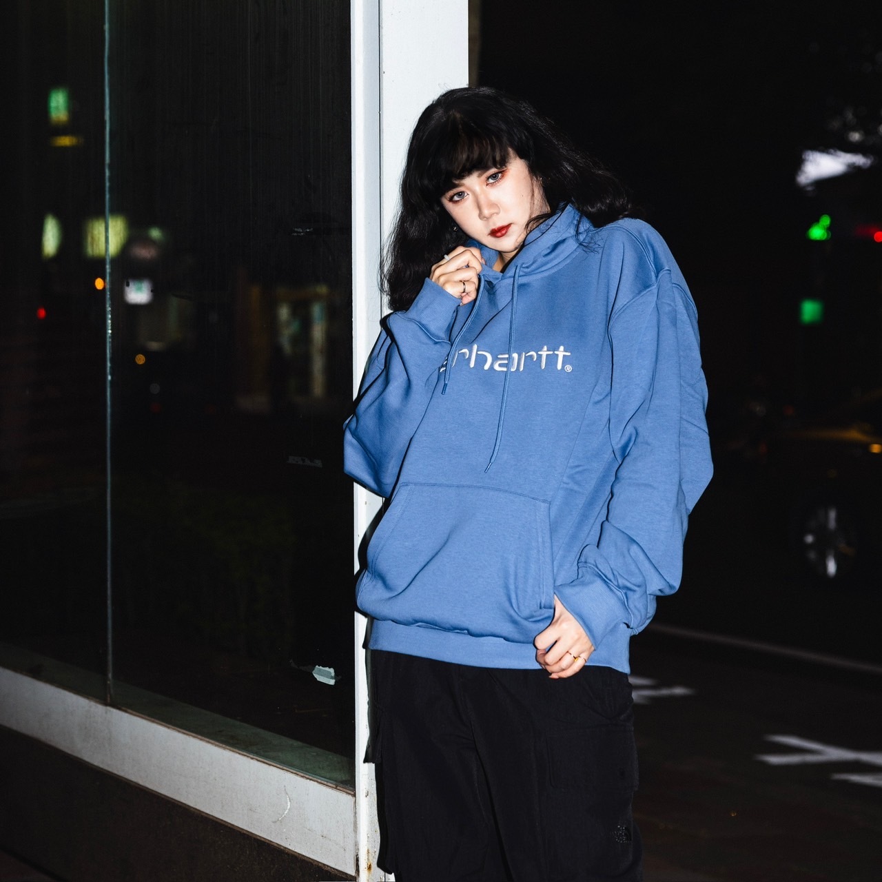 -(E6e02)-CARHARTT WIP HOODED SWEATSHIRT 經典款 大字 刺繡 LOGO 鋪棉 帽T 藍白-I030547_22H_XX