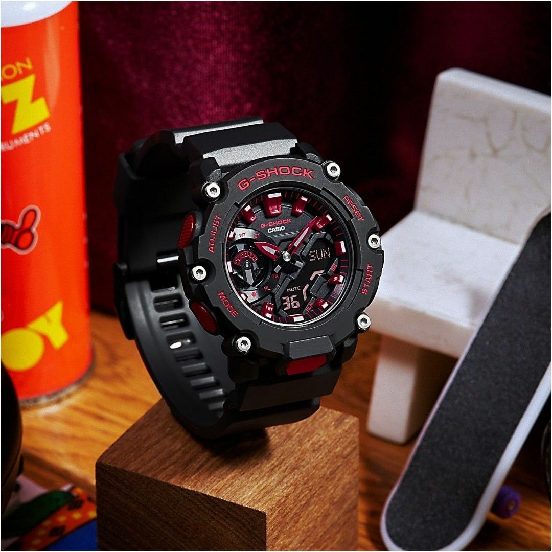 Casio G-Shock GA-2200BNR-1A 手錶  (香港行貨)