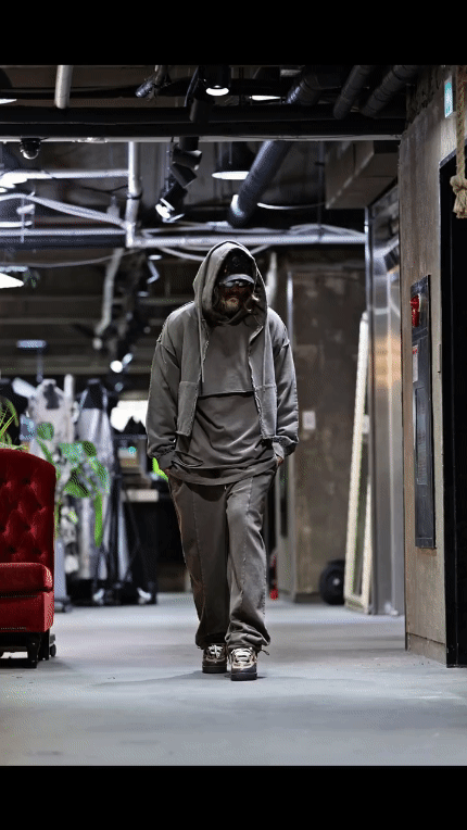 着色寬鬆剪邊運動褲