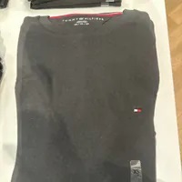 [S] TOMMY HILFIGER ESSENTIAL SOLID T-SHIRT,BLACK, 7849808-083 (STH663)
