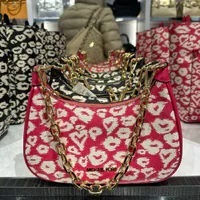 [S] MICHAEL KORS 35R4G4CU6I CORA MD ZIP POUCHETTE,ELECTRIC PINK, 196237486936 (SMK825)