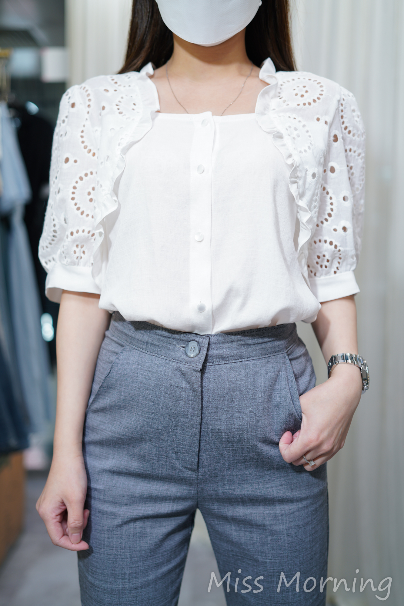 假兩件通花款上衣(13828)