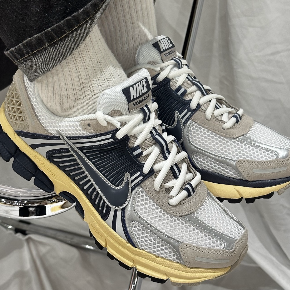 Nike Zoom Vomero 5 Thunder Blue Cream 奶油海軍藍 復古仿舊 反光 奶油底