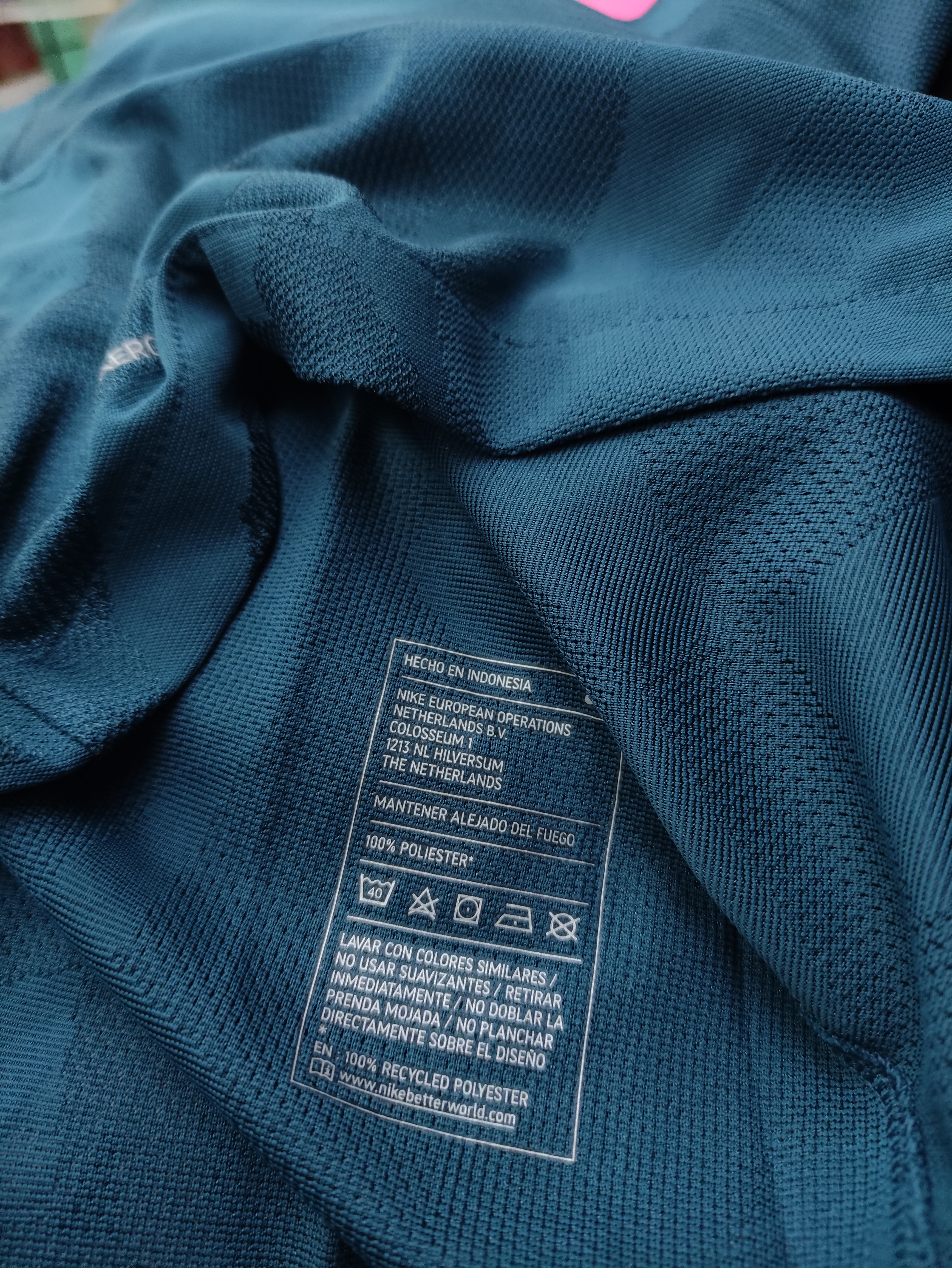 17-18馬德里體育會二客更衣室長袖球員版球衣