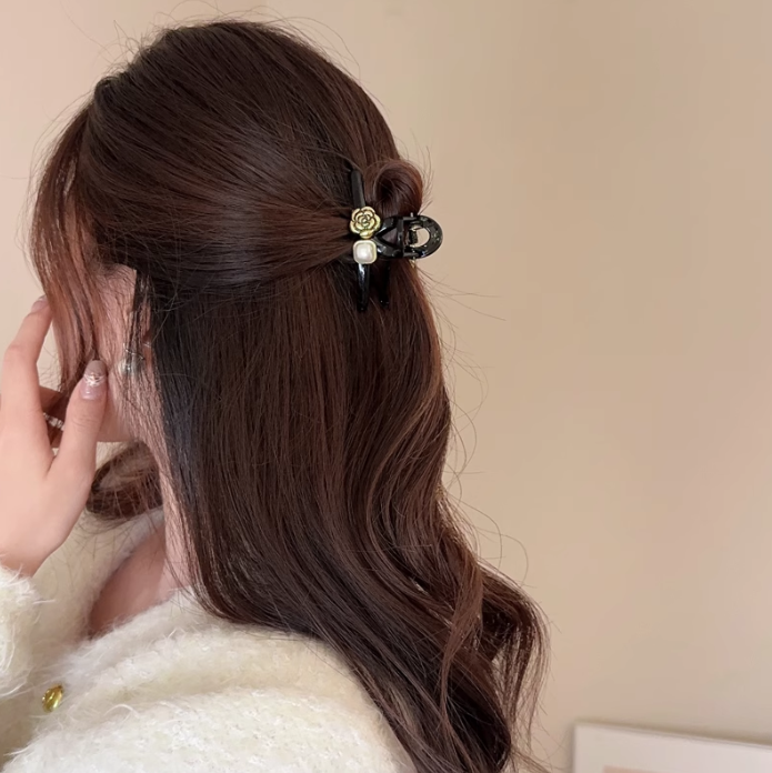 [3 FOR RM10] Chanel-style Camellia Pearl Hair Claw