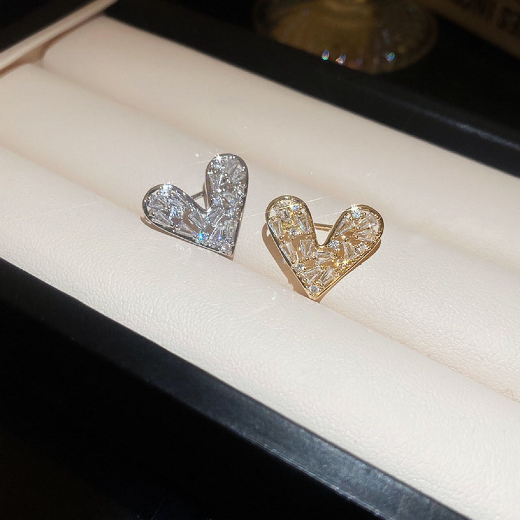 18k mini碎鑽石愛心胸針