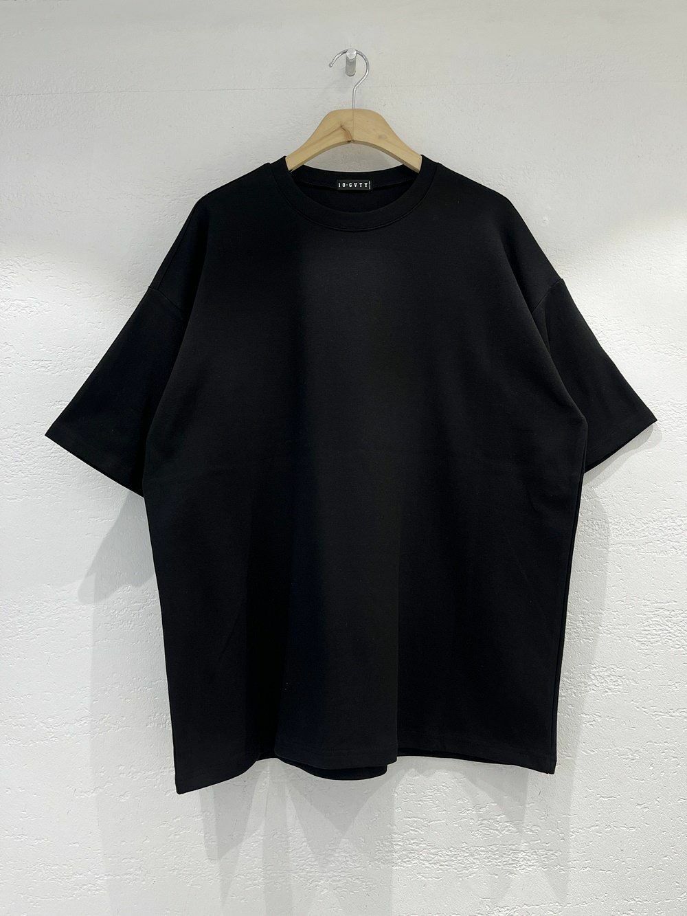 OverSize英文字圖案短袖Tee 10.GVTY-0107T