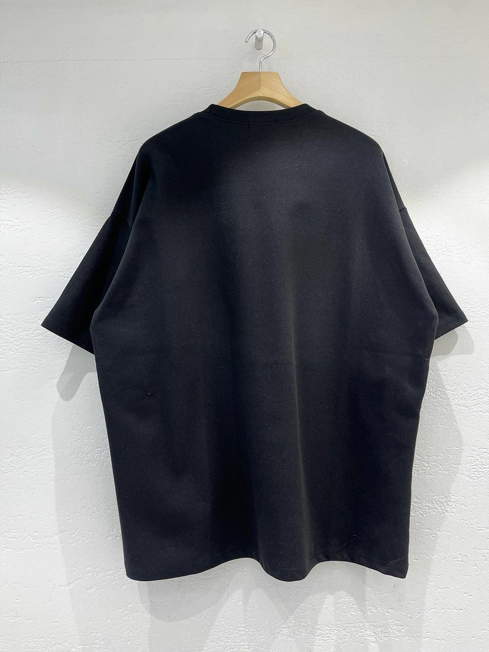 OverSize圖案短袖Tee 10.GVTY-0112T