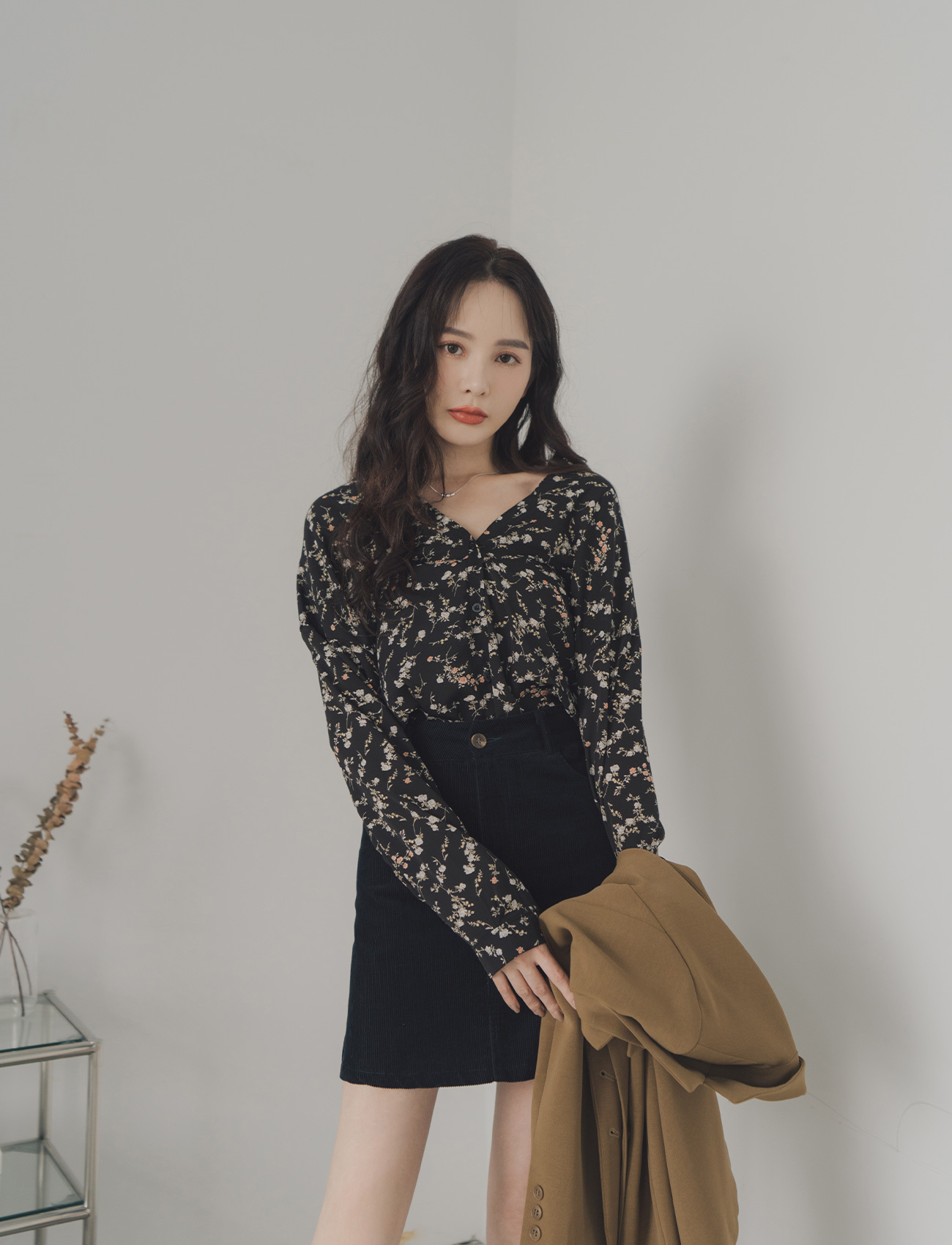 交叉美背小花朵襯衫