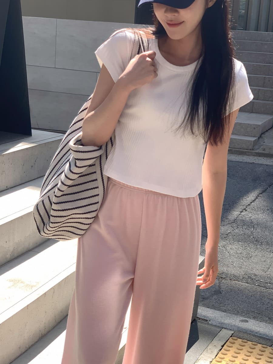 韓國Cherrykoko授權 漫悠情調羅紋修身短版上衣