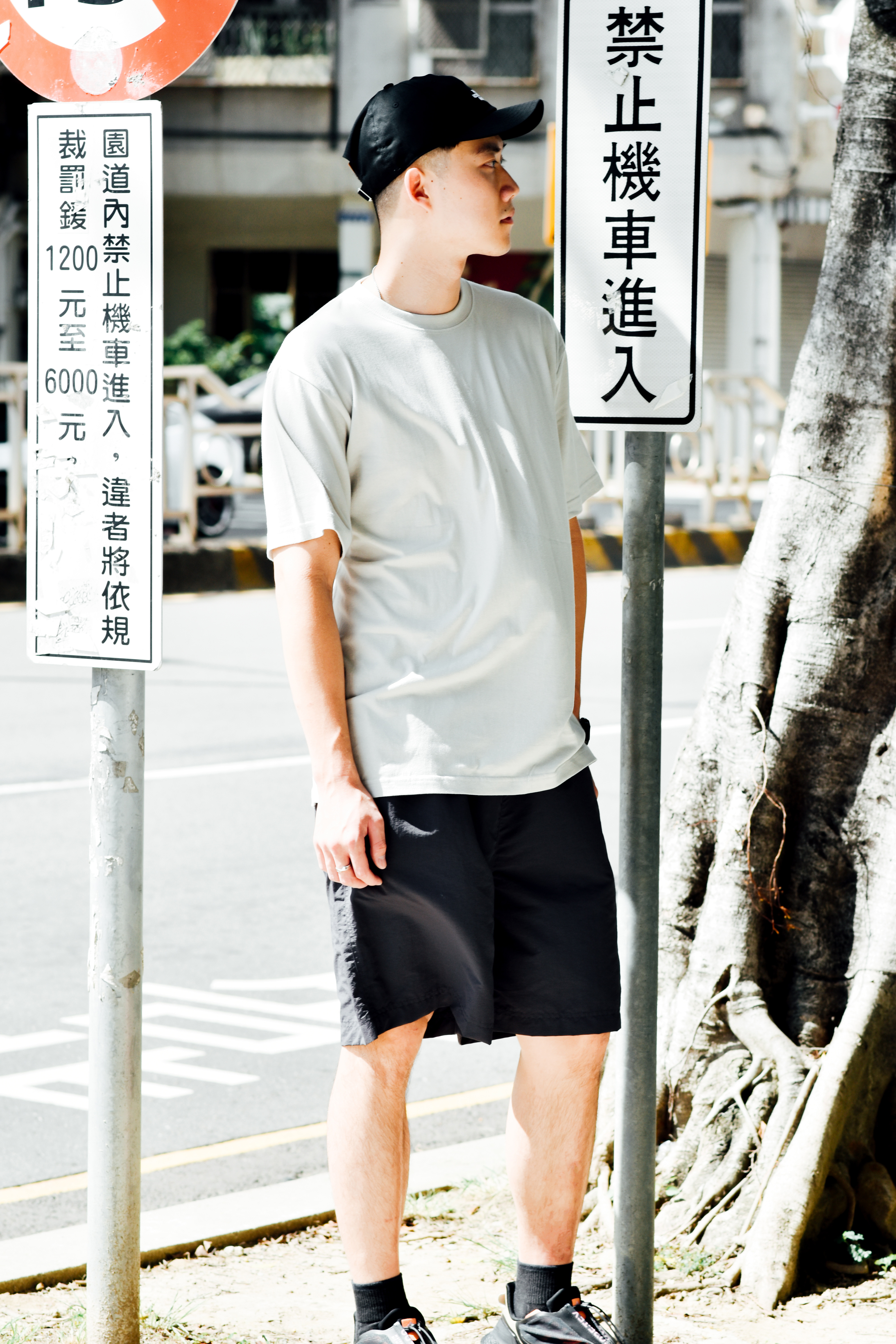 ☆ETW☆【EASY TO WEAR】日本 United Athle 5.6 oz UA 5001-01 素T 短T 素色T恤