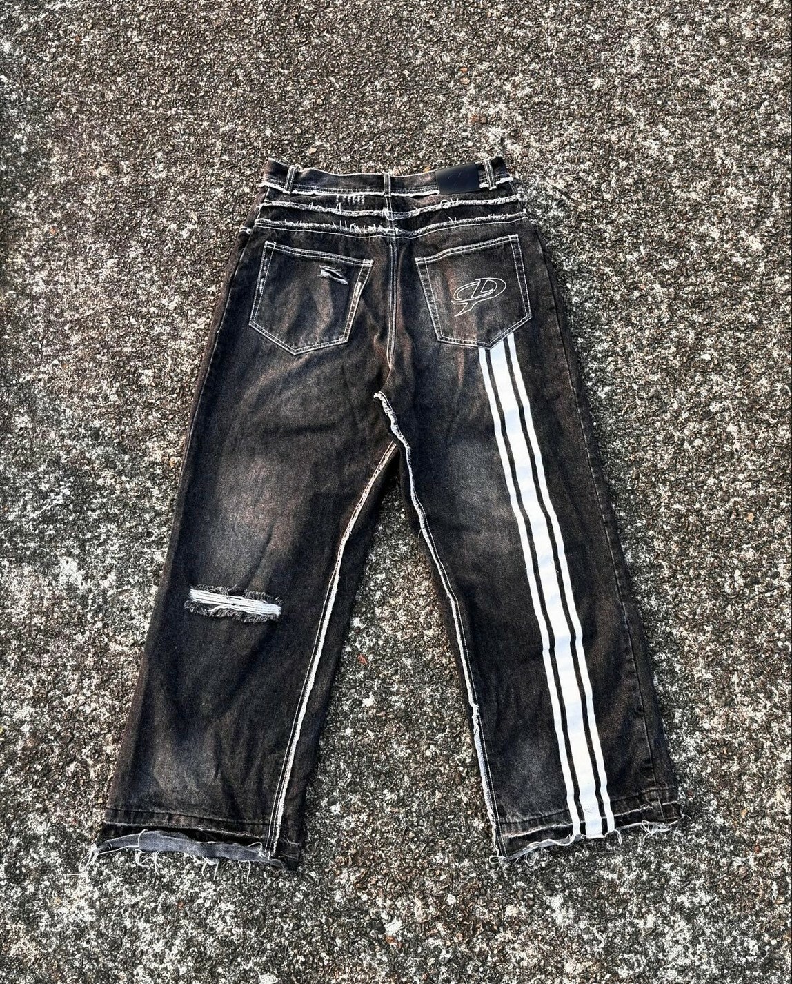 OPO DESIGN 水洗黑破壞闊腿牛仔褲