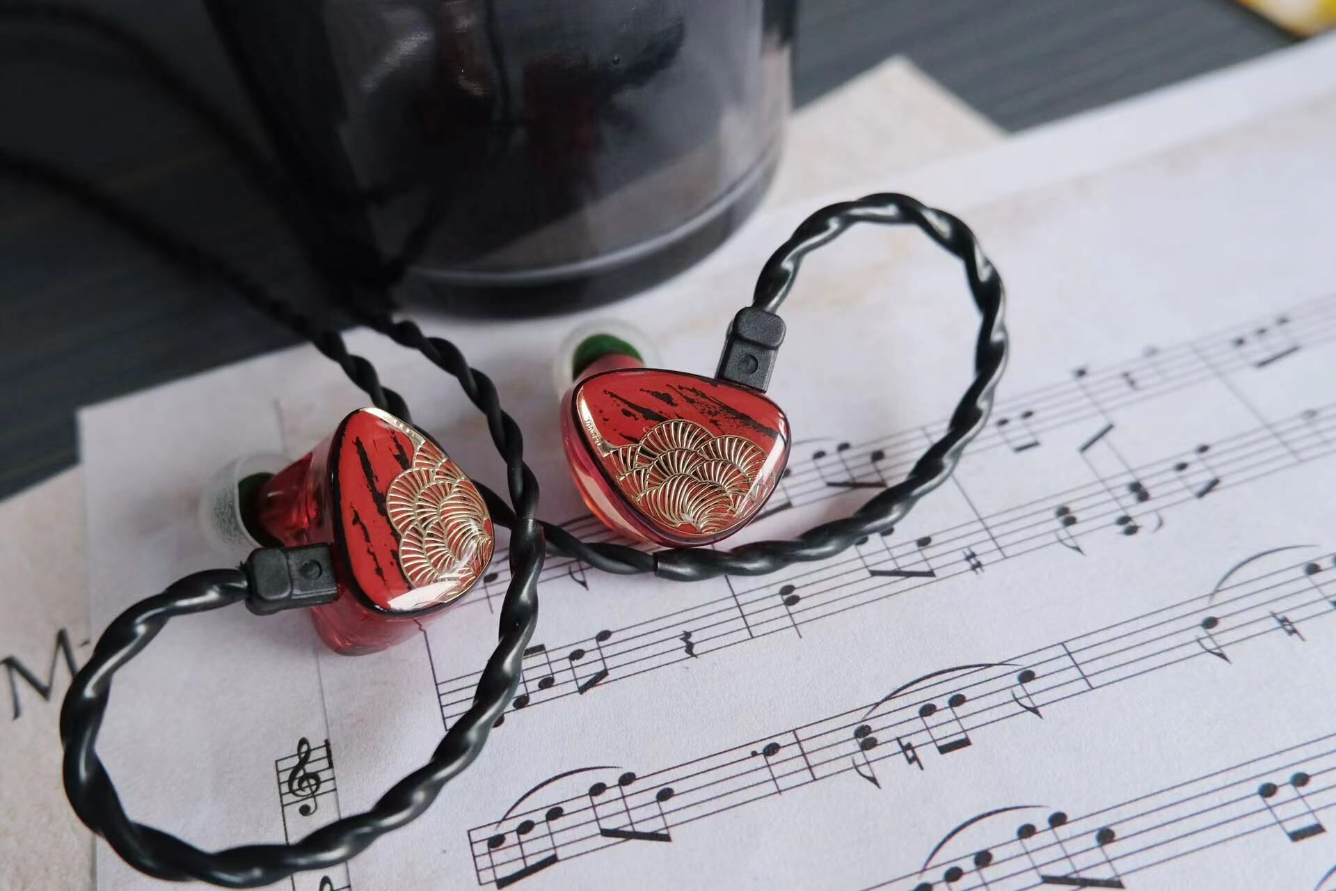 唐族九天玄女雙動圈入耳式耳機