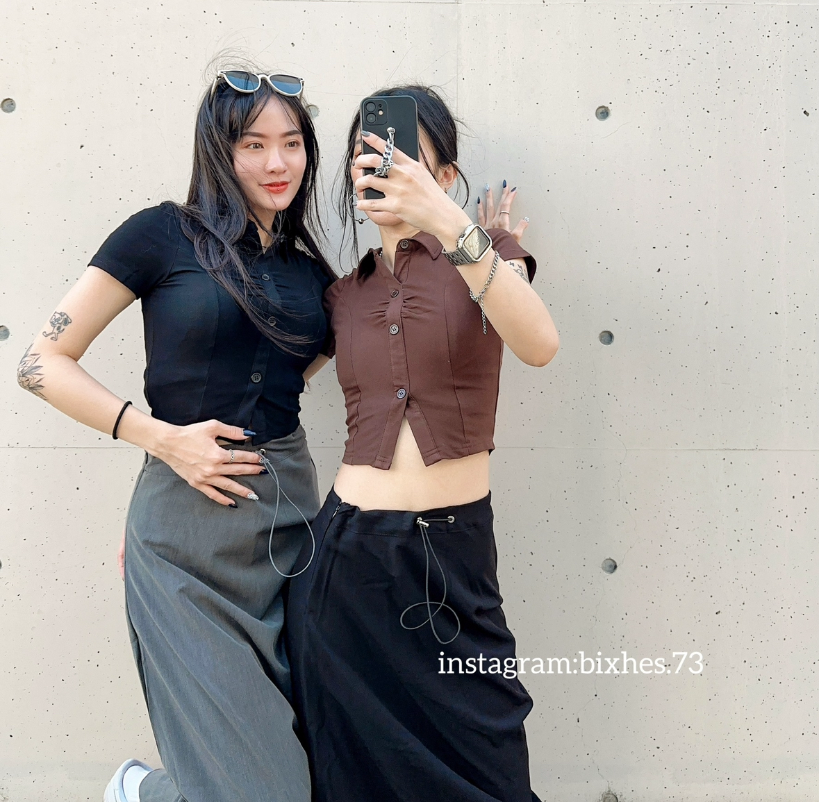 翻領抓皺排扣短版T(A00060)