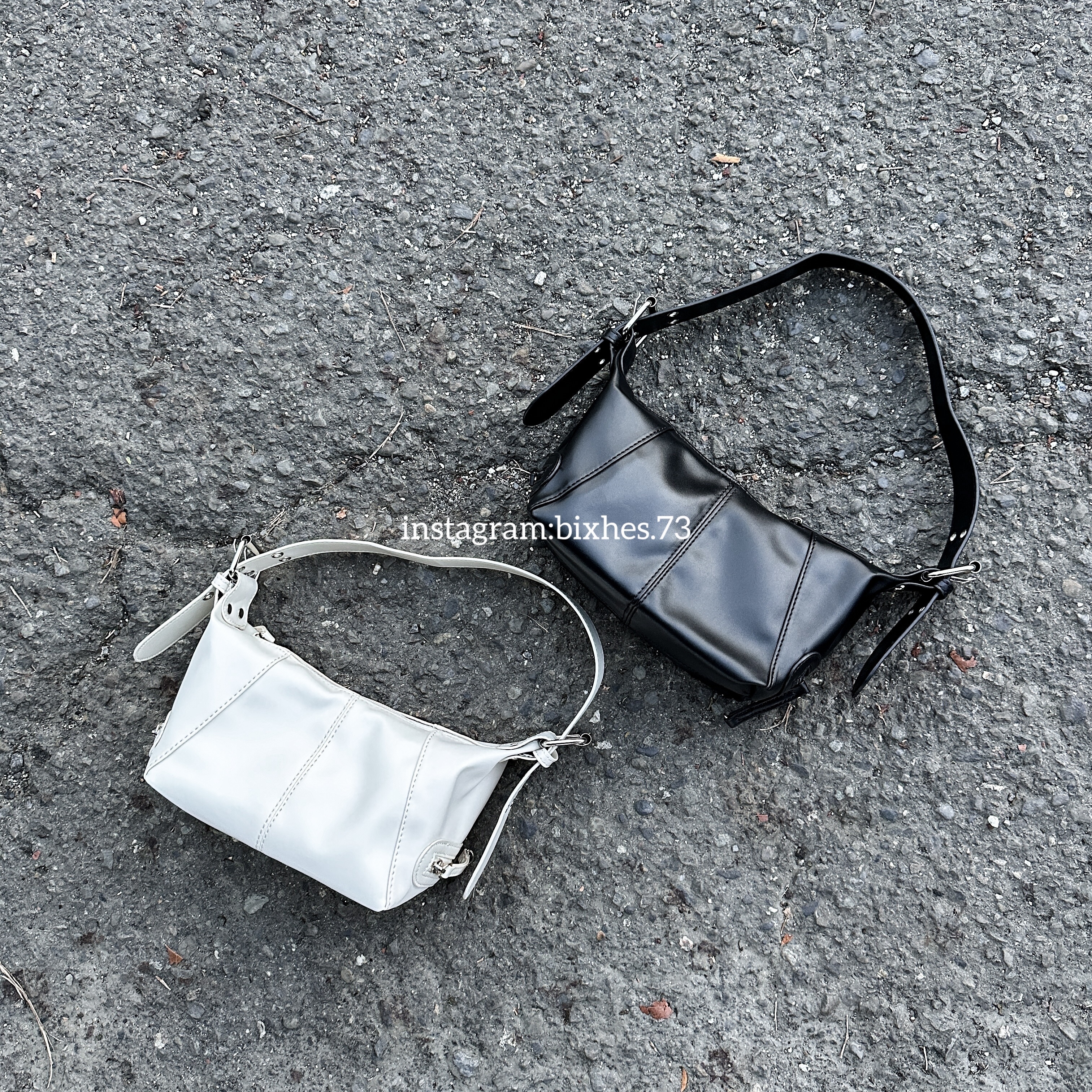 雙孔軟皮腋下包(M00028)