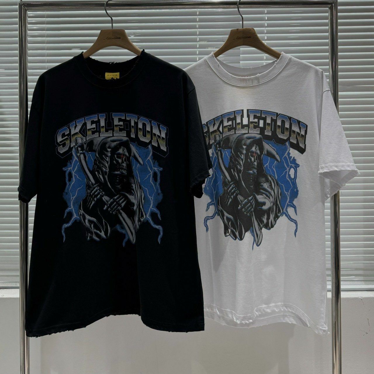 骷髏頭圖案英文字短袖Tee BY ATTENTION-184T