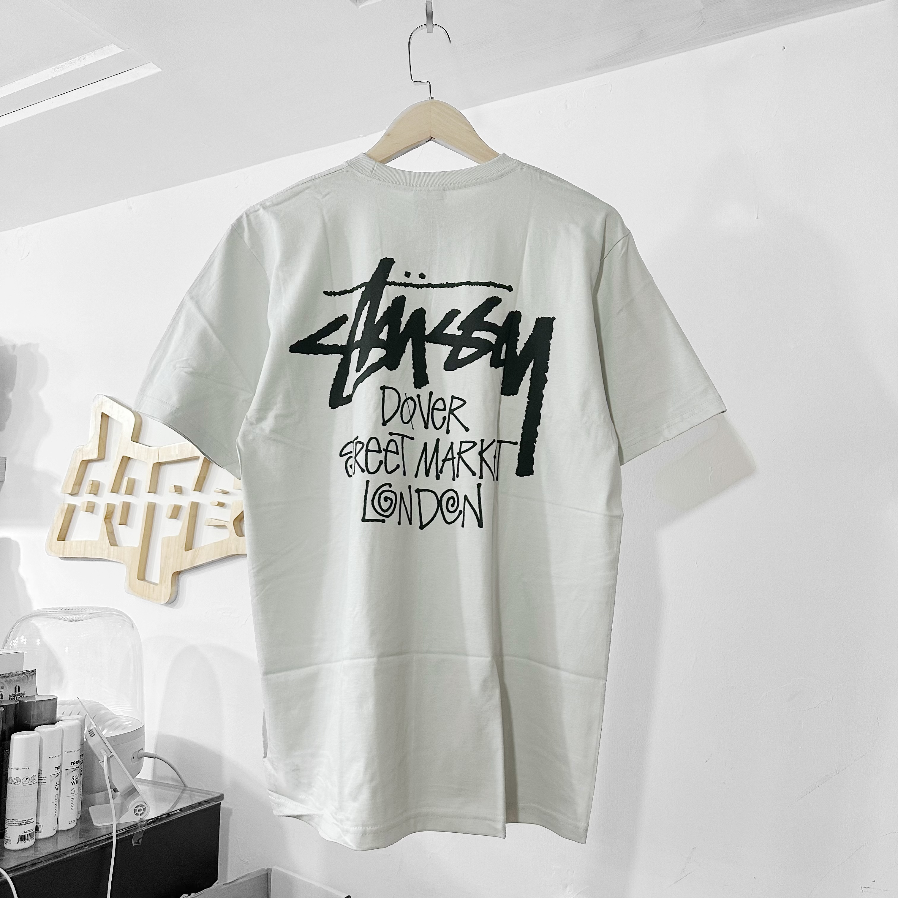 STUSSY SS24 DSM London TEE FOG（GREY）
