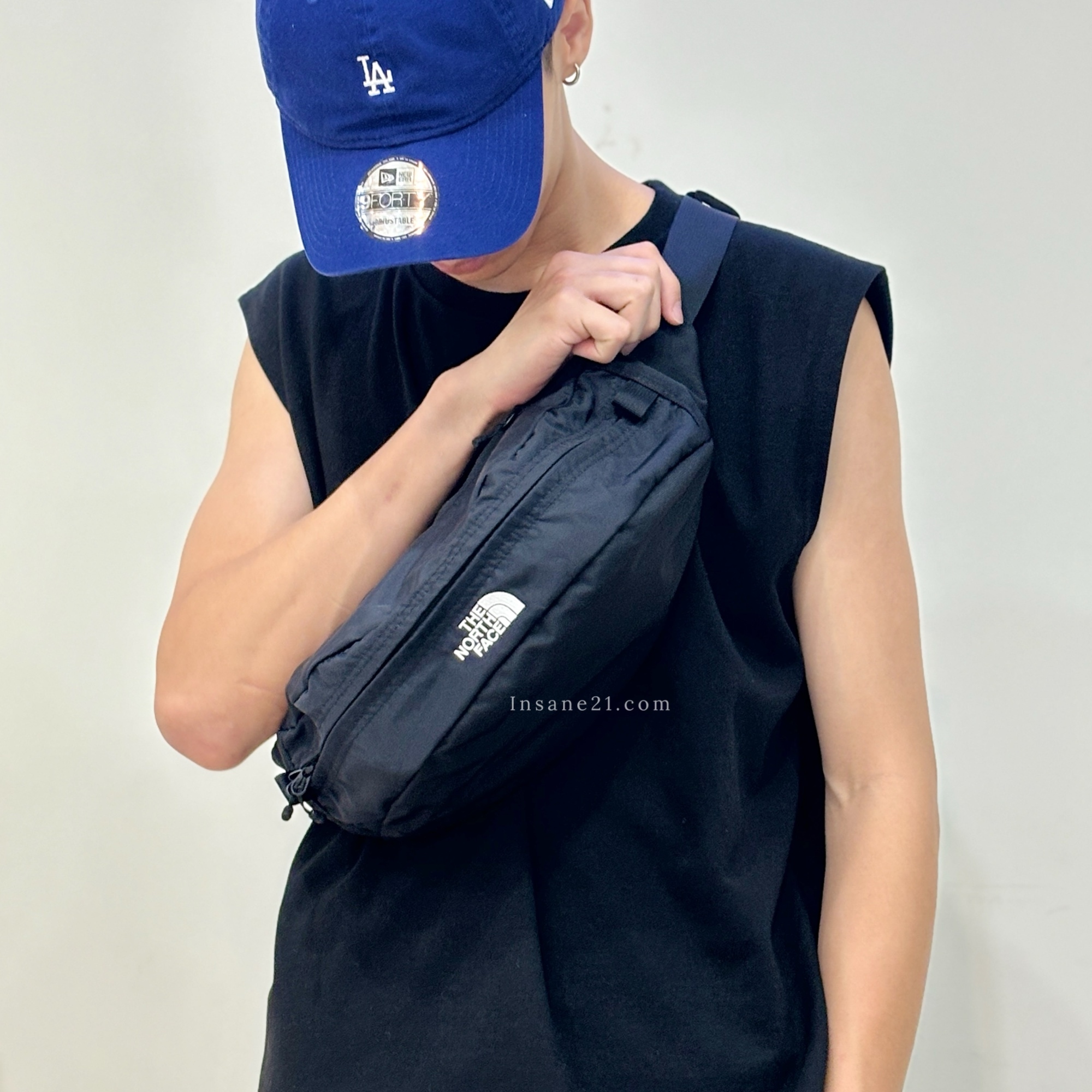 The North Face 北臉 腰包 黑白 日本限定 NM72304