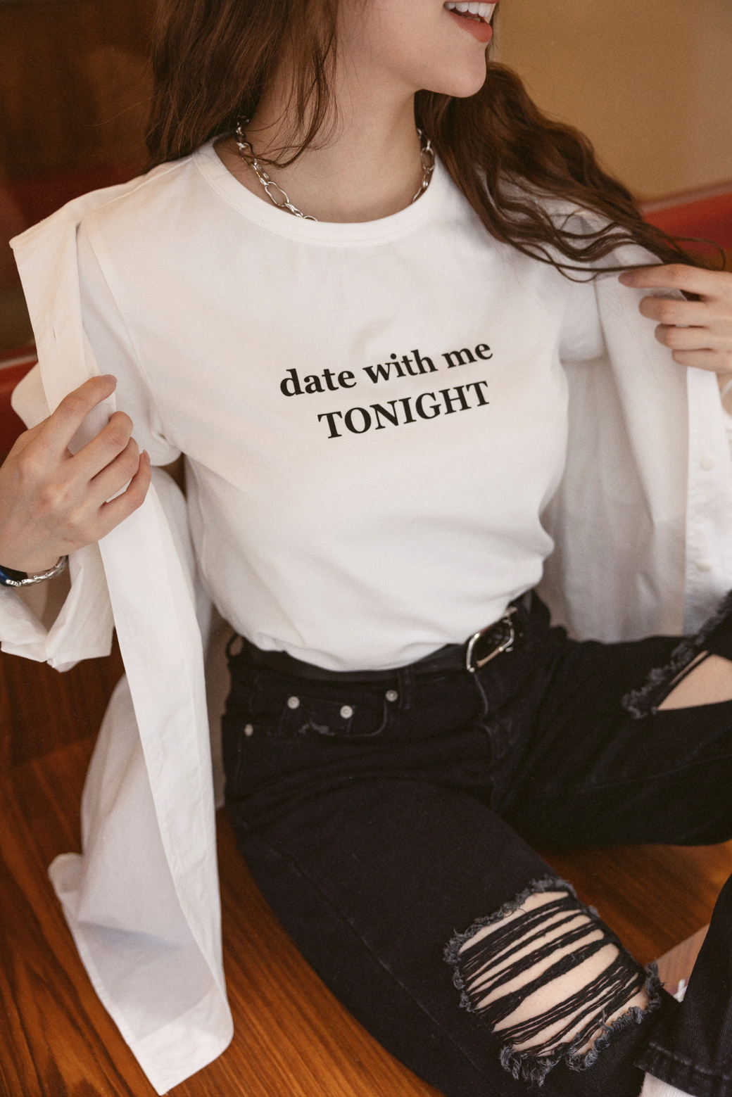 date with me TONIGHT率性標語上衣（白色/2尺寸）