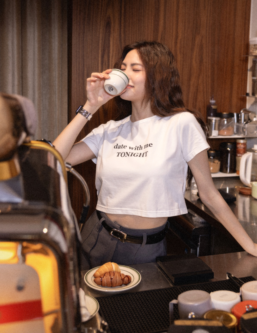 date with me TONIGHT率性標語上衣（白色/2尺寸）