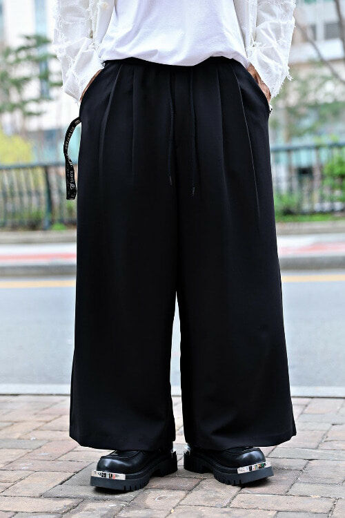 寬鬆鬆緊帶裙西裝褲