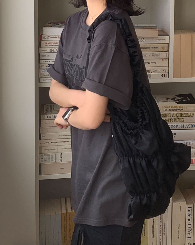 預訂｜單肩緞面抽褶包