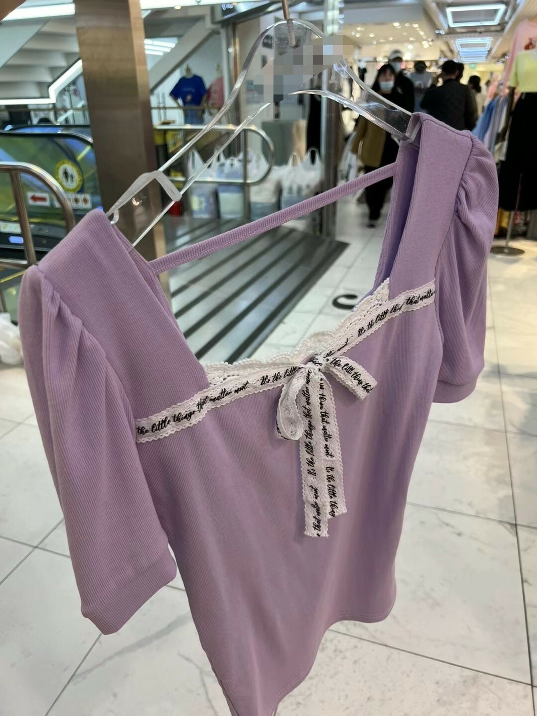 文字緞帶蝴蝶結上衣