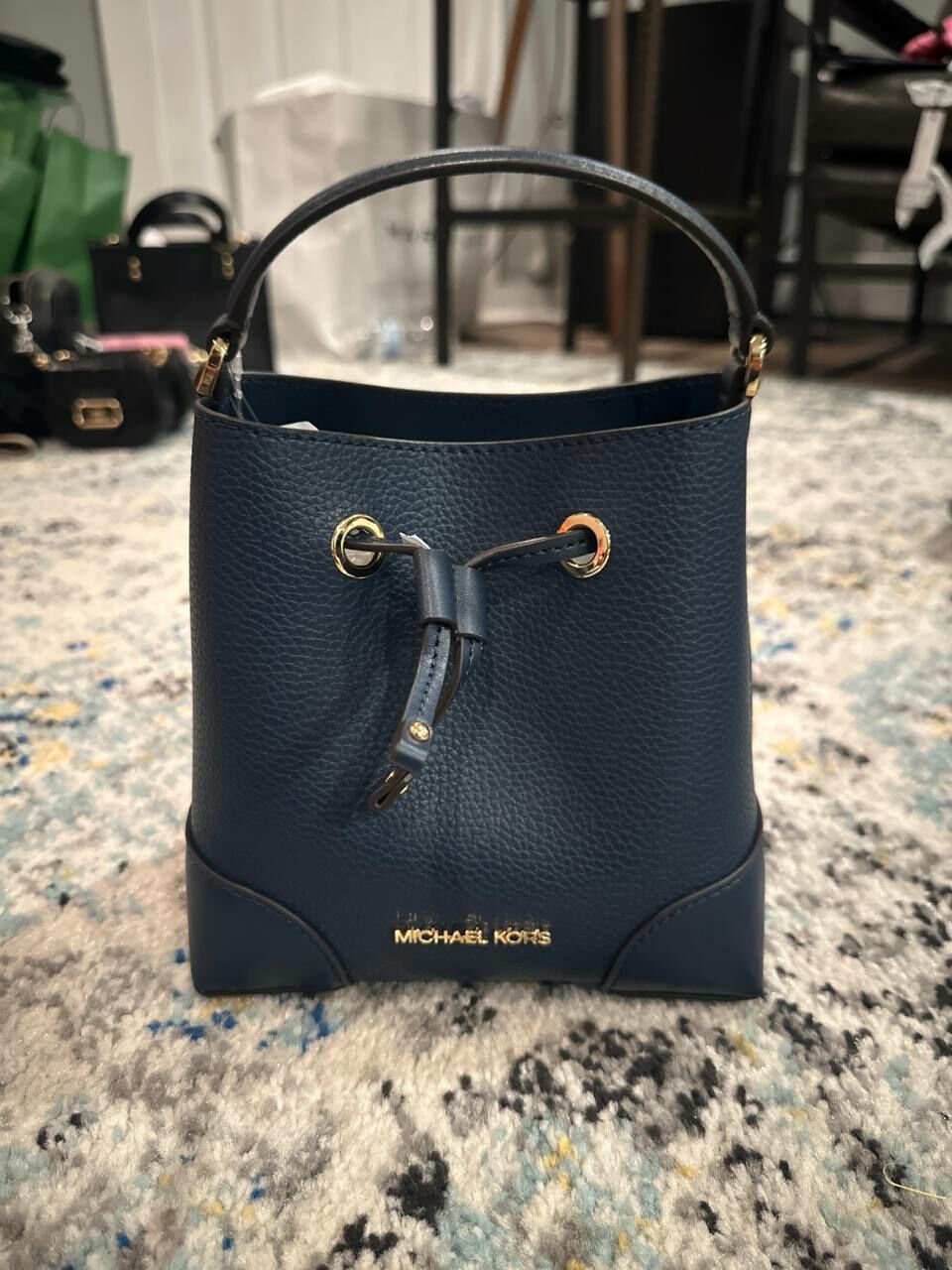 [S] MICHAEL KORS 35R3GM9M1L MERCER SM DRAWSTRING BUCKET MSGR LEATHER,NAVY, 196163628561 (SMK840)
