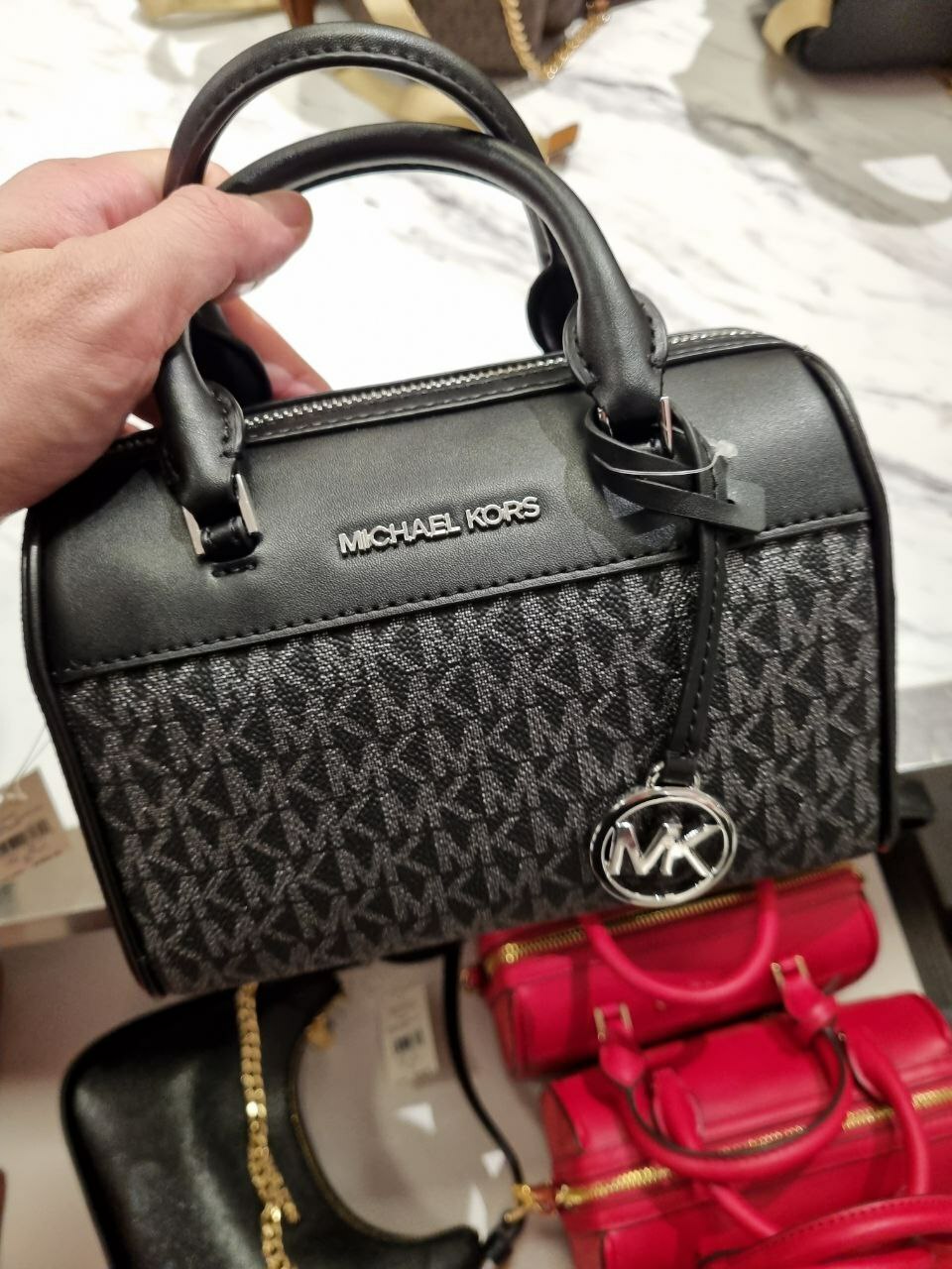 [S] MICHAEL KORS 35H3STFC0V TRAVEL XS DUFFLE CROSSBODY,BLACK/SILVER, 196237281890 (SMK847)