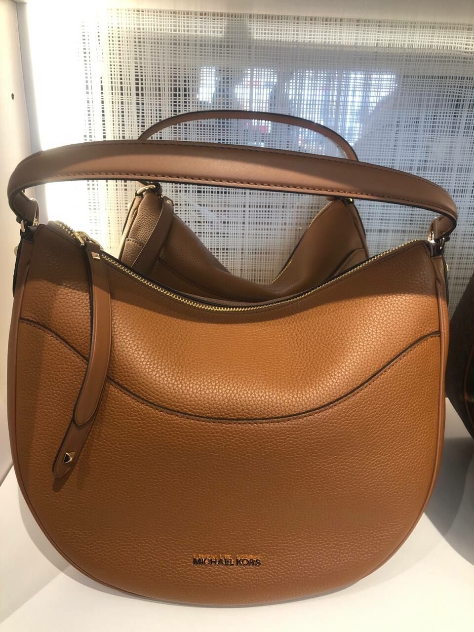 [S] MICHAEL KORS 35R4G4DL9L DOVER LG HALF MOON SHOULDER LEATHER,LUGGAGE, 196237487063 (SMK850)
