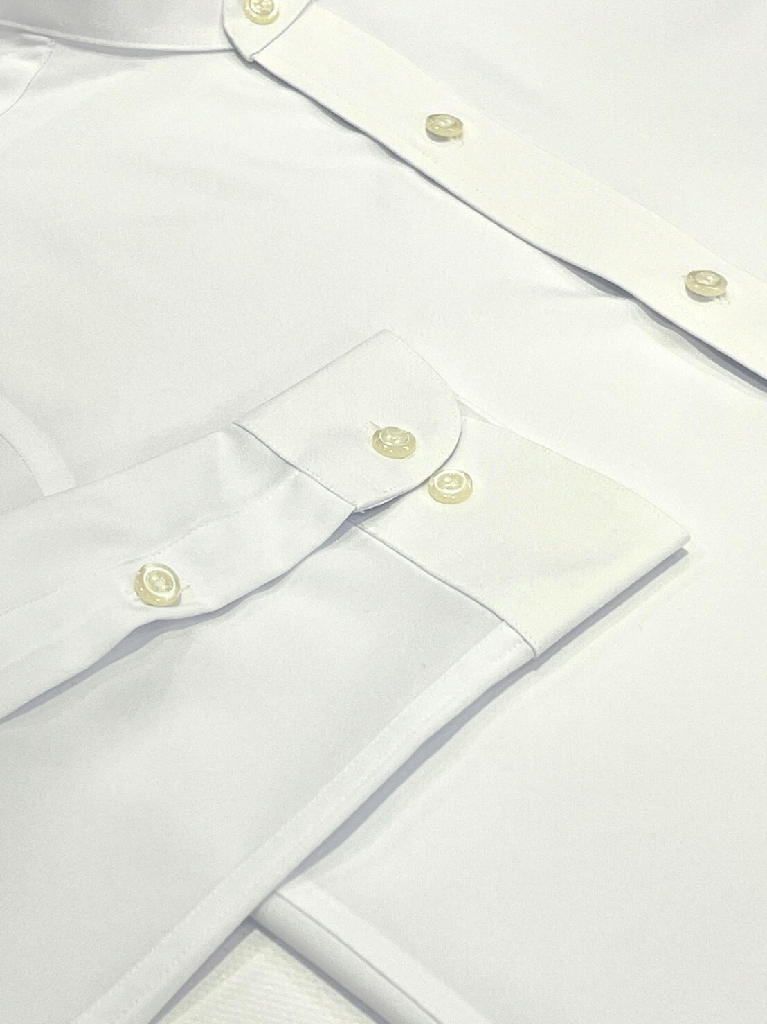 白色立領素面男長袖襯衫8