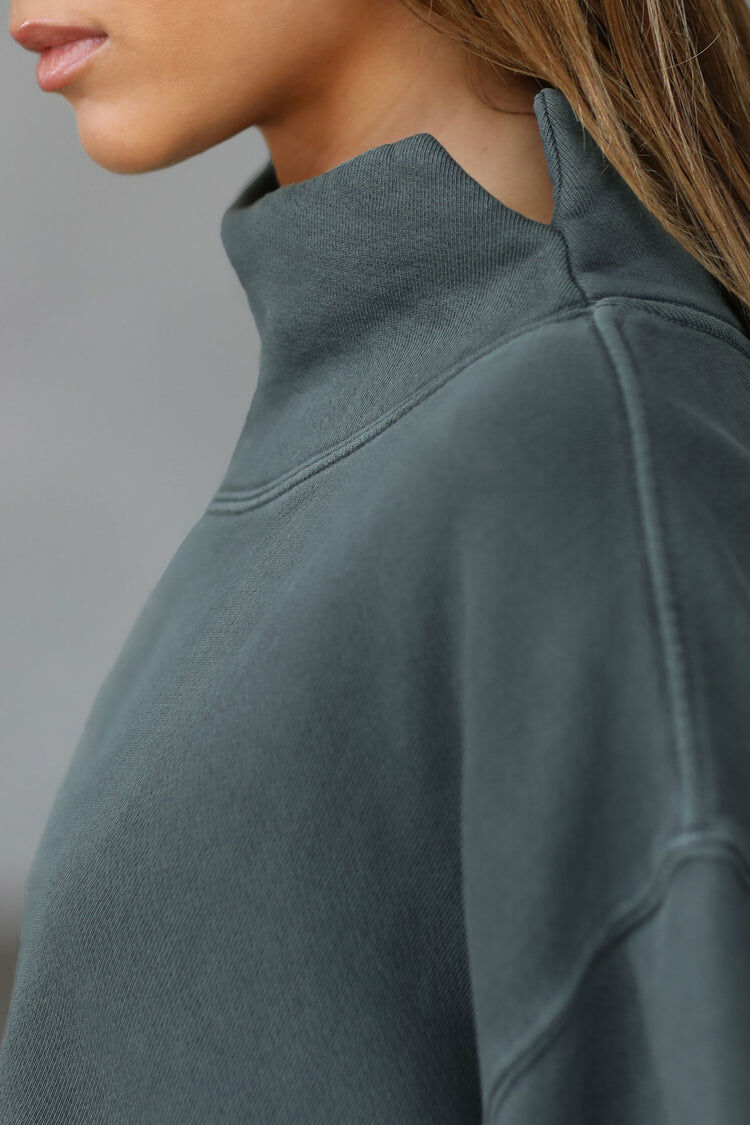 Turtleneck Sweatshirt 深綠高領衛衣
