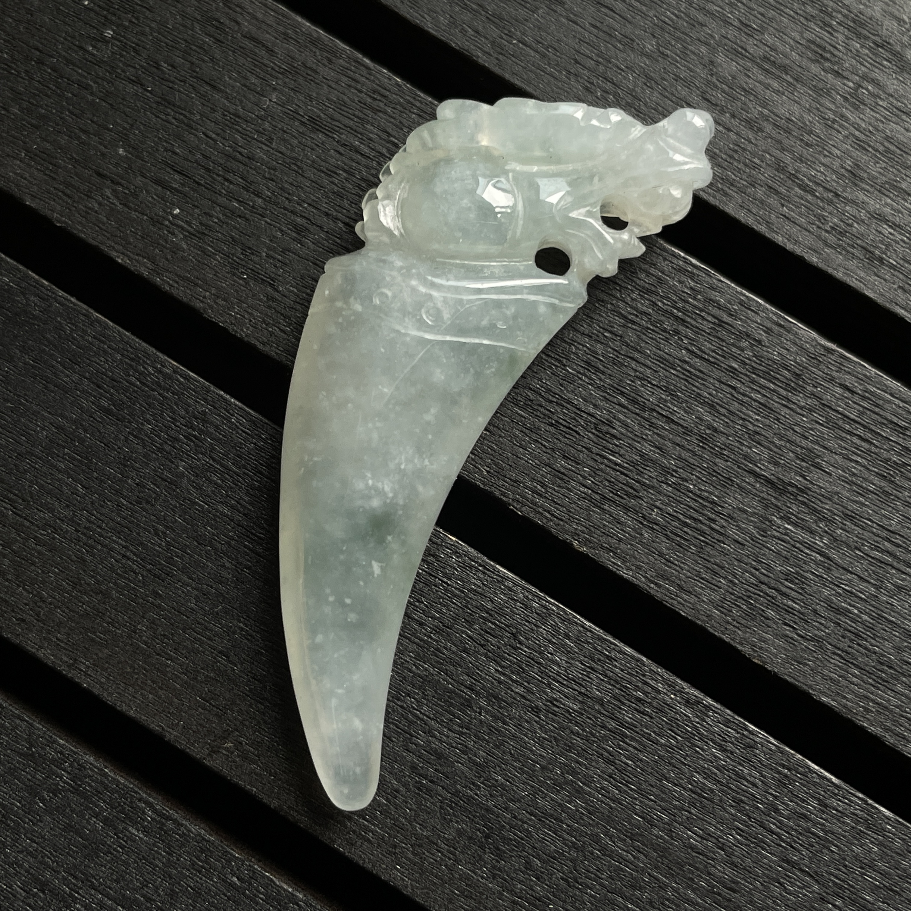 J2253 翡翠冰晴水龍牙吊墜