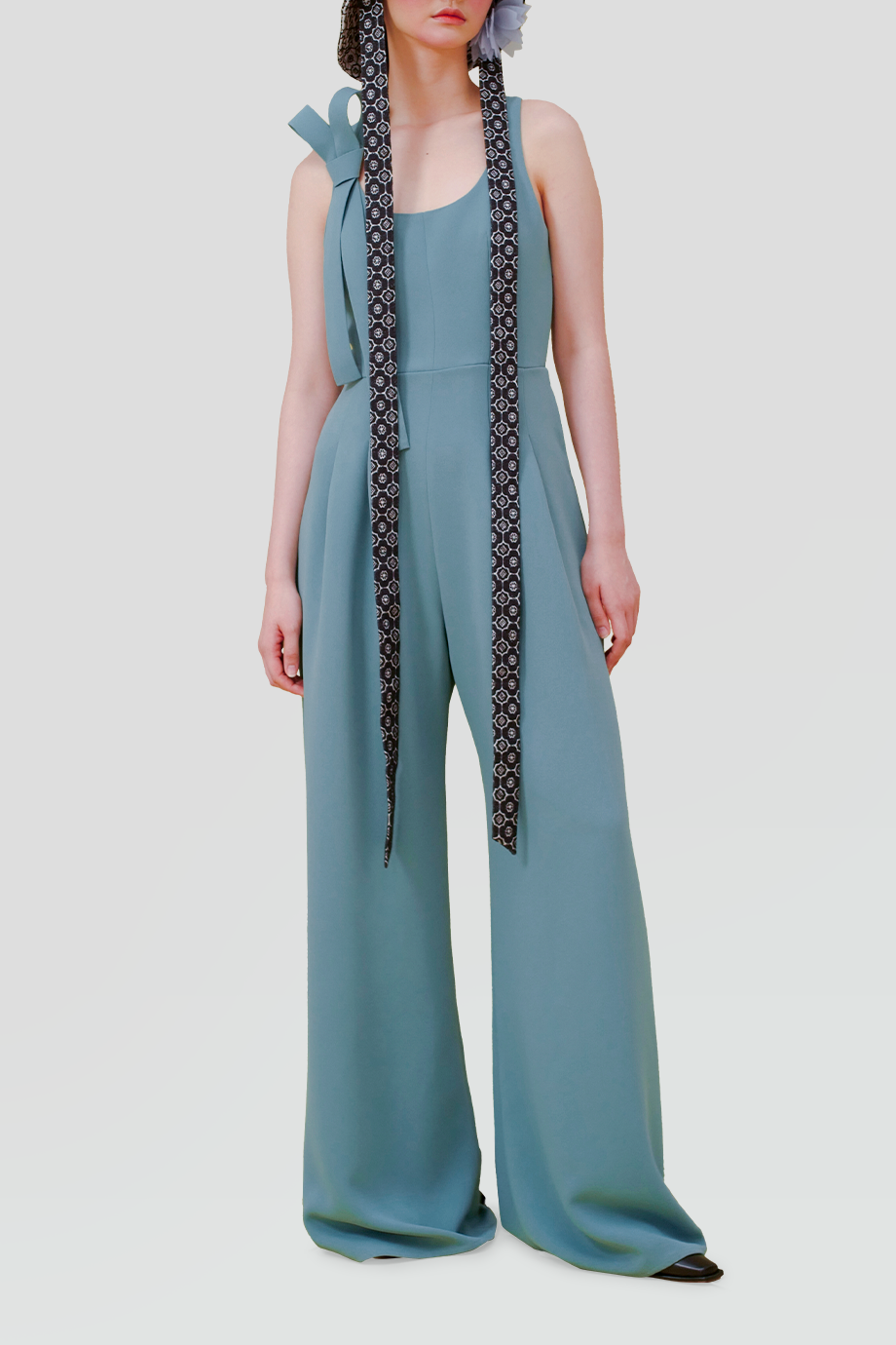 PEGGY HARTANTO｜TABI U領雙結肩帶設計連身褲