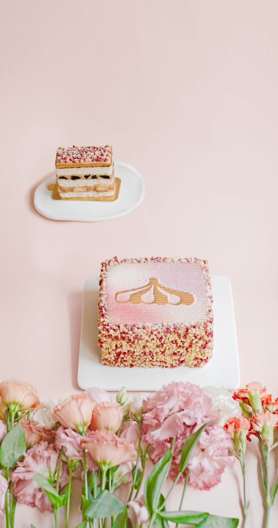 【母親節限定】朵娜8吋【Francis旋轉木馬】