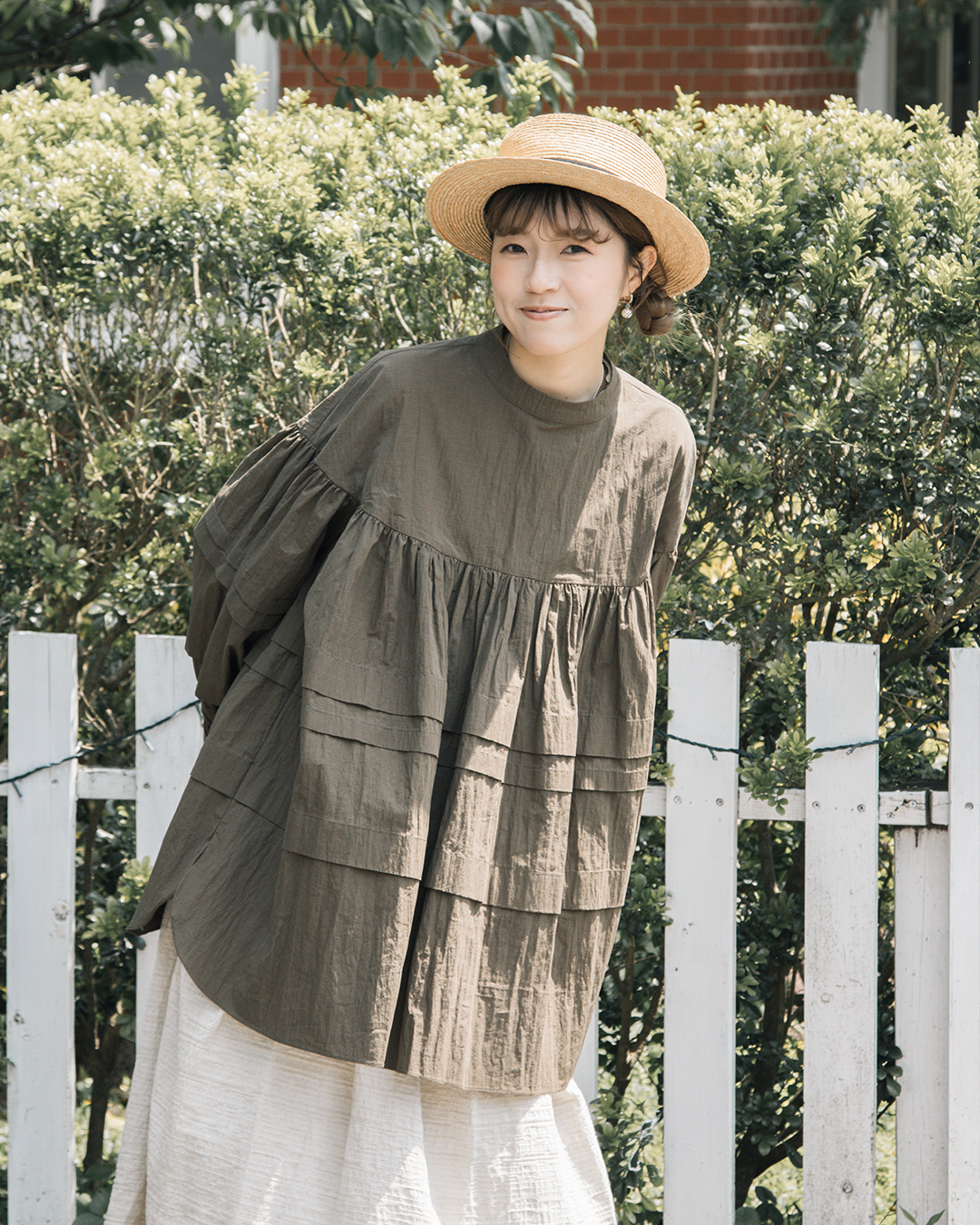 【 Kiki.co made 】小企領傘型打摺上衣