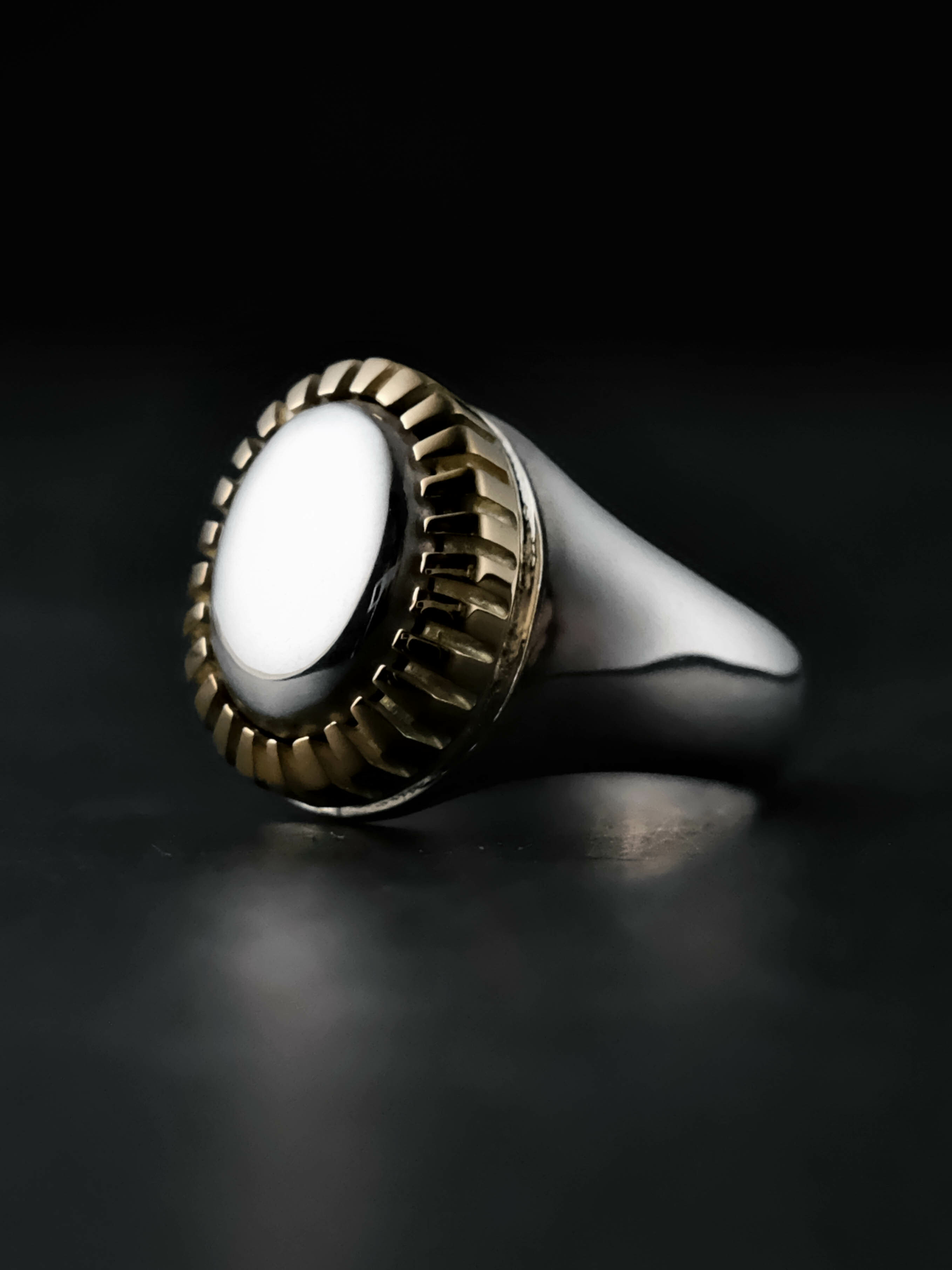 Yusuke  Kosaka 小坂雄介 2022 Lotus 金邊銀面戒