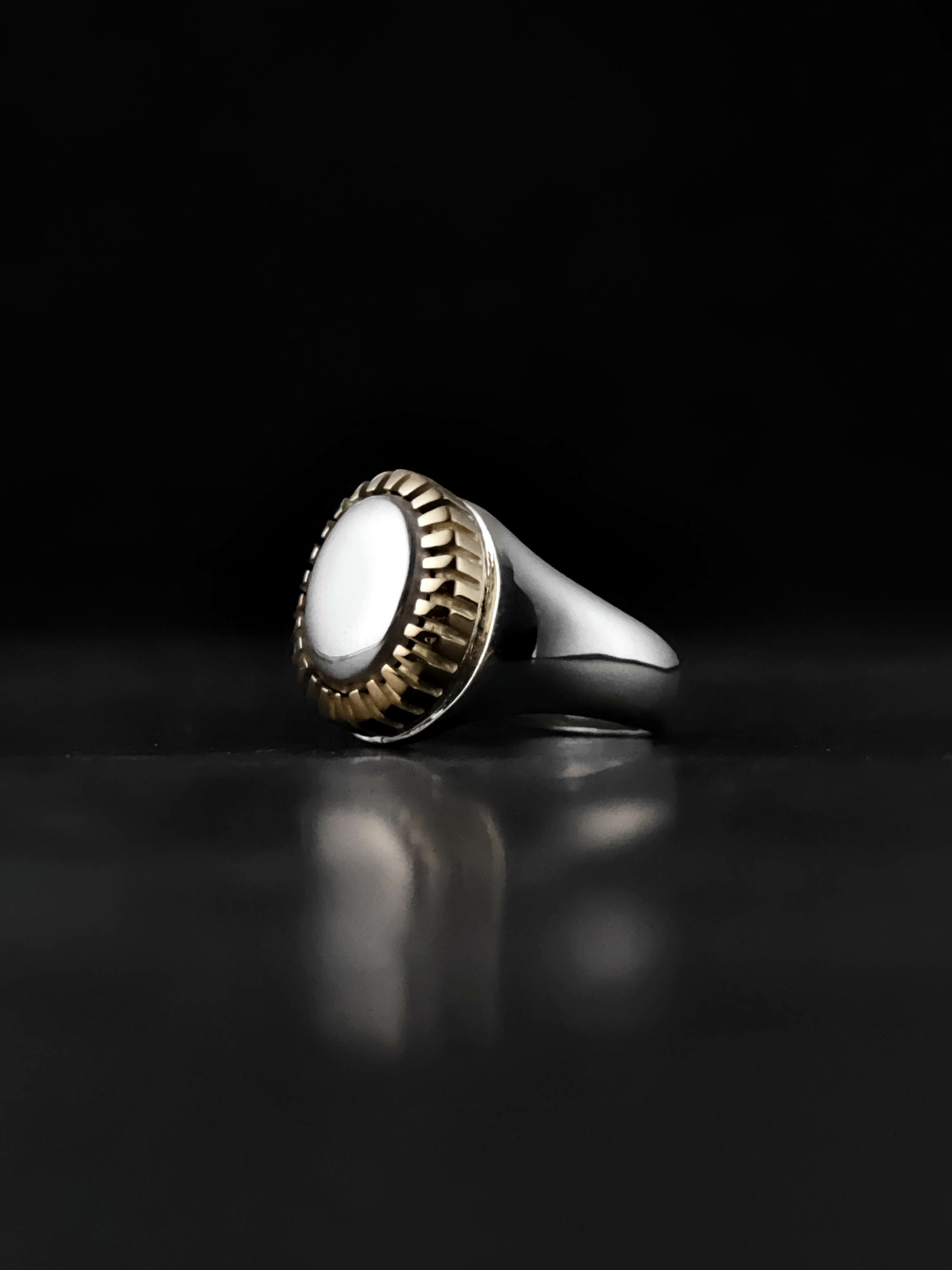 Yusuke  Kosaka 小坂雄介 2022 Lotus 金邊銀面戒