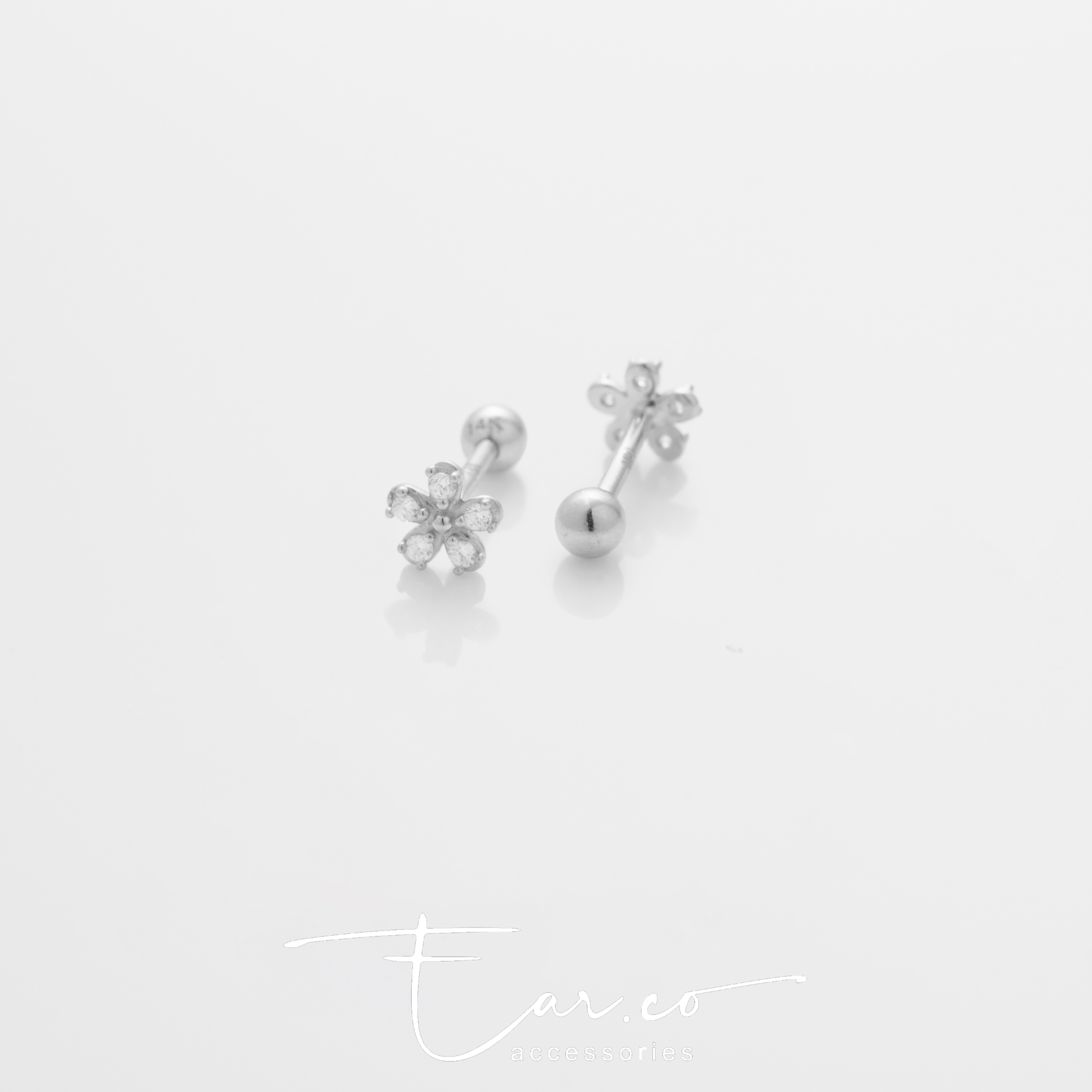 Daisy E (單隻) - 14K WHITE SOLID GOLD