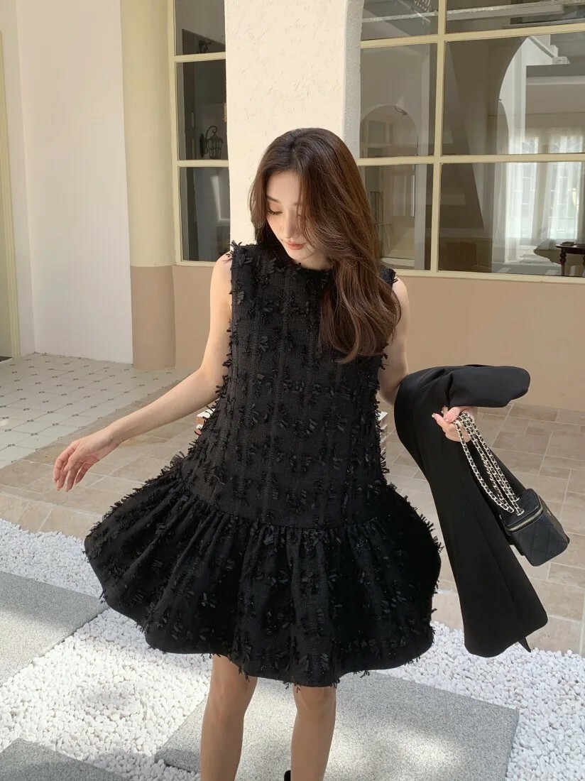經典黑抽鬚羽毛感蕾絲無袖短洋裝 (Elegant & Love)