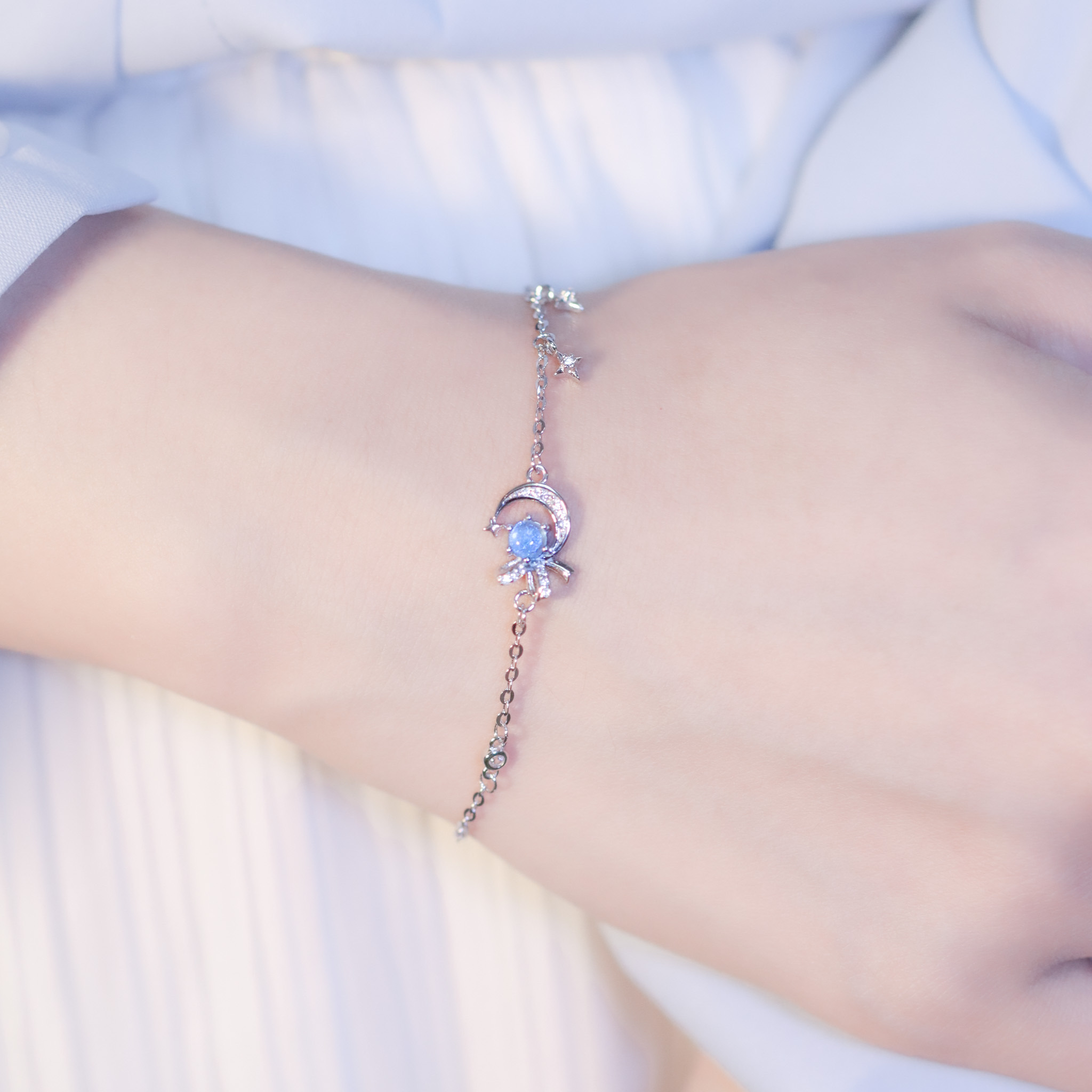 | 925純銀・白金・ 琉璃 | 星漫蝴蝶結手鏈 | BR1045 |