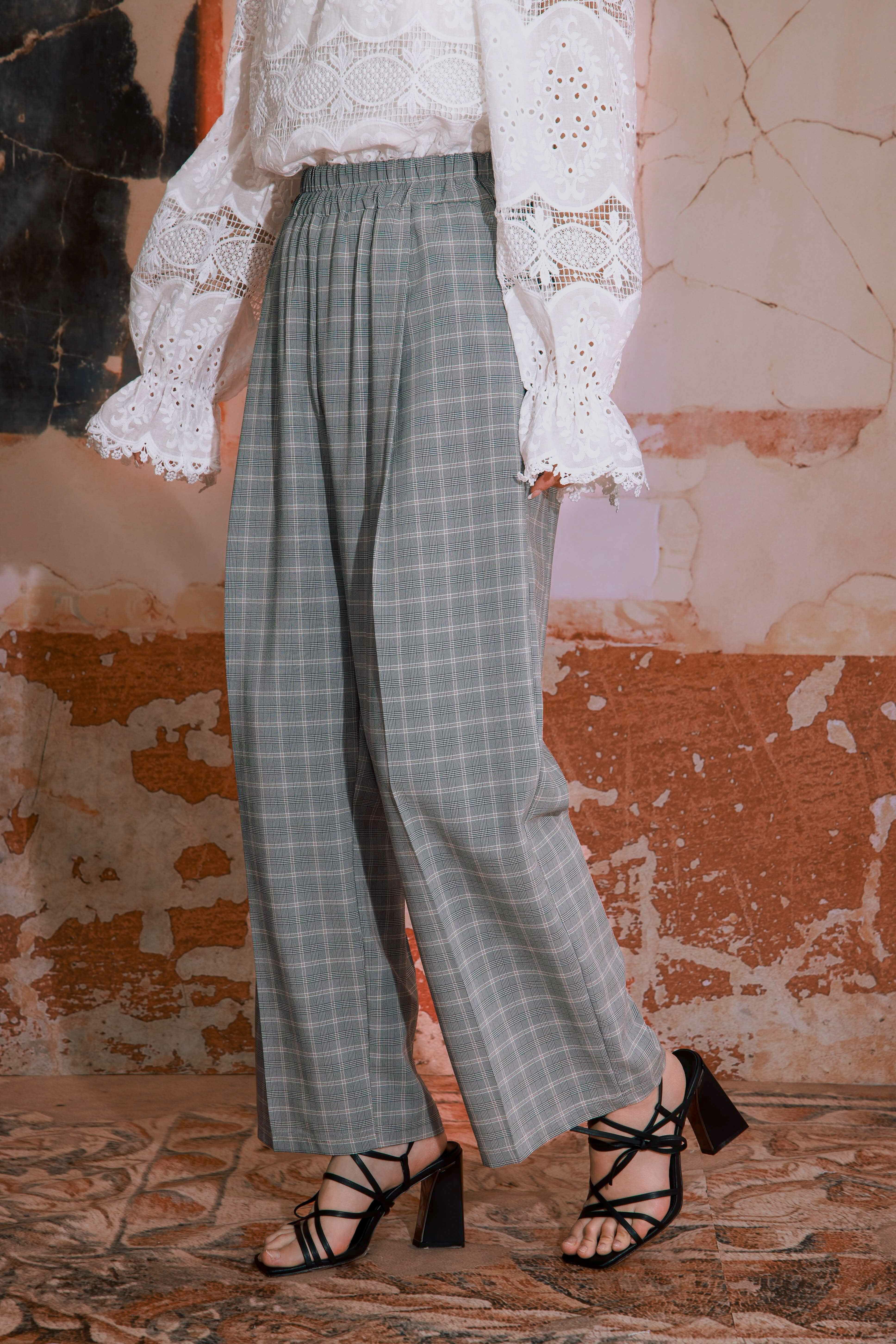 橡筋腰細格闊西褲 (現貨款式）