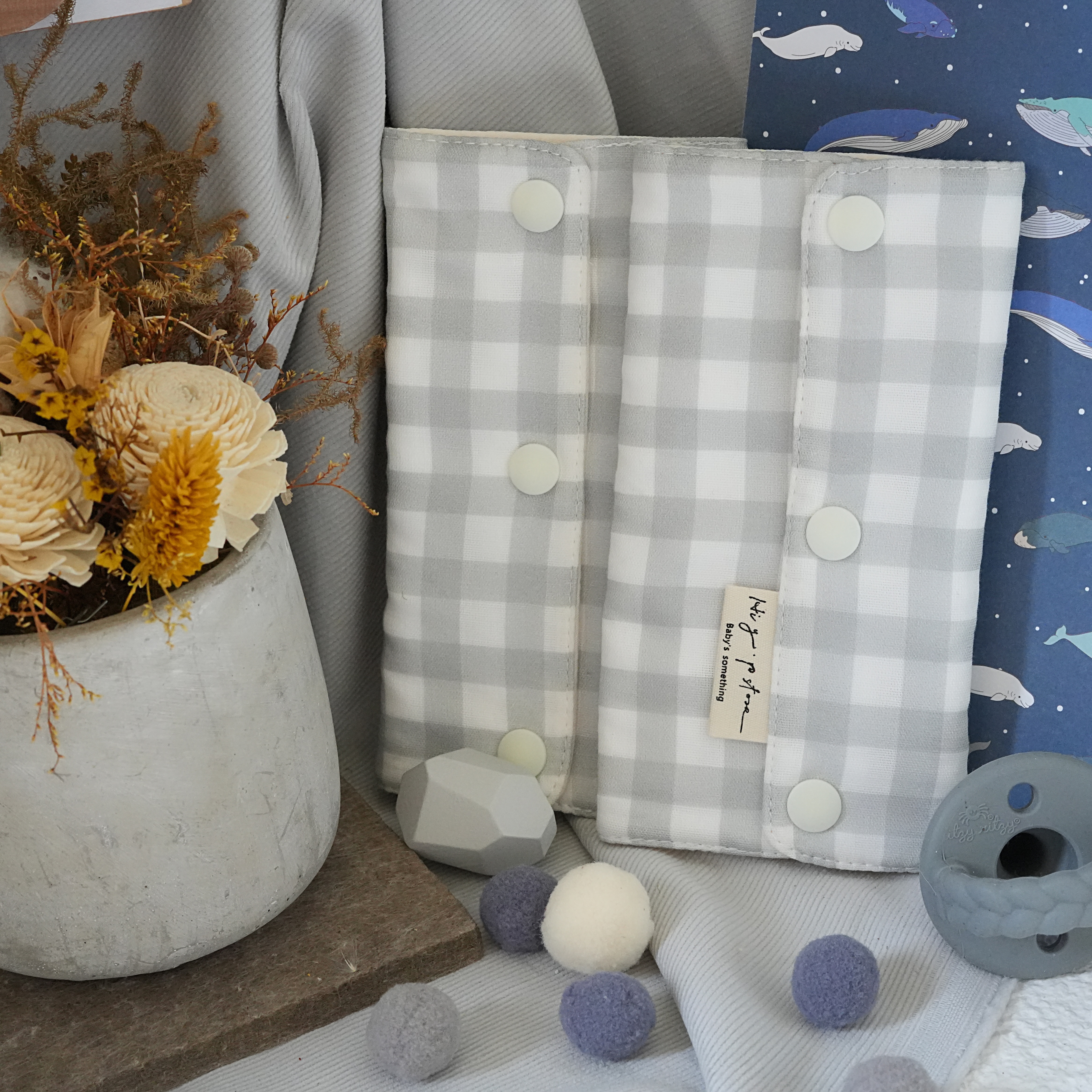 Hi Y.P store-揹巾口水套-獨家設計款-銀灰格紋