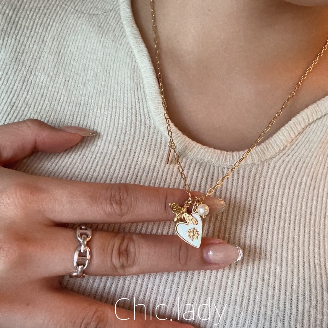Necklace ｜蜂蜜女王的項鍊