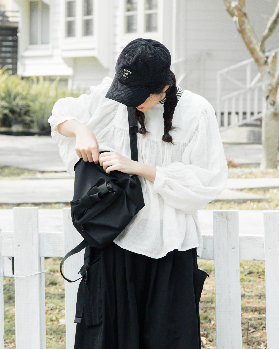 泡袖拼布方領上衣