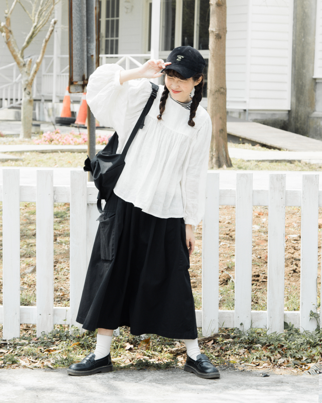 泡袖拼布方領上衣