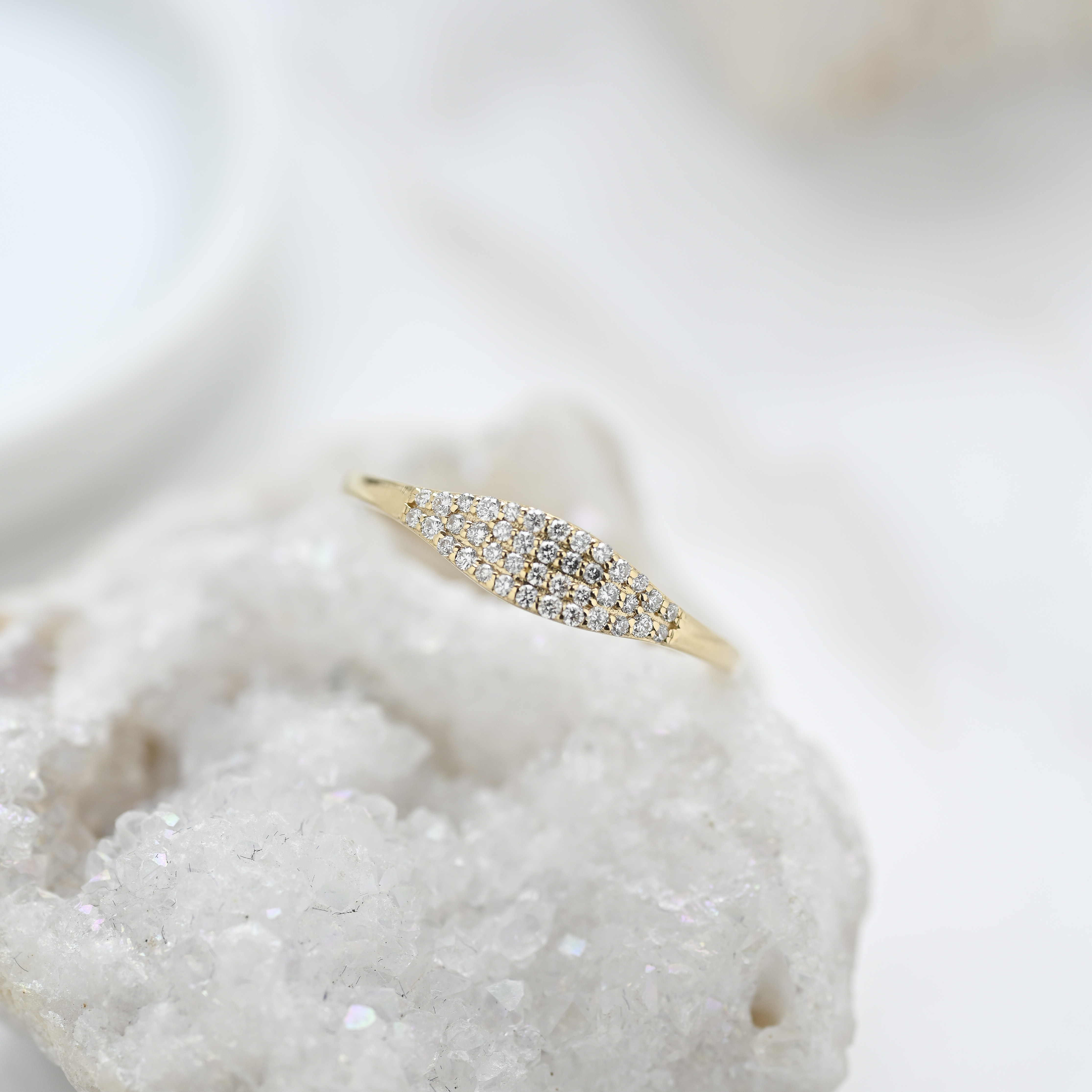 18K Sig Diamond RIng