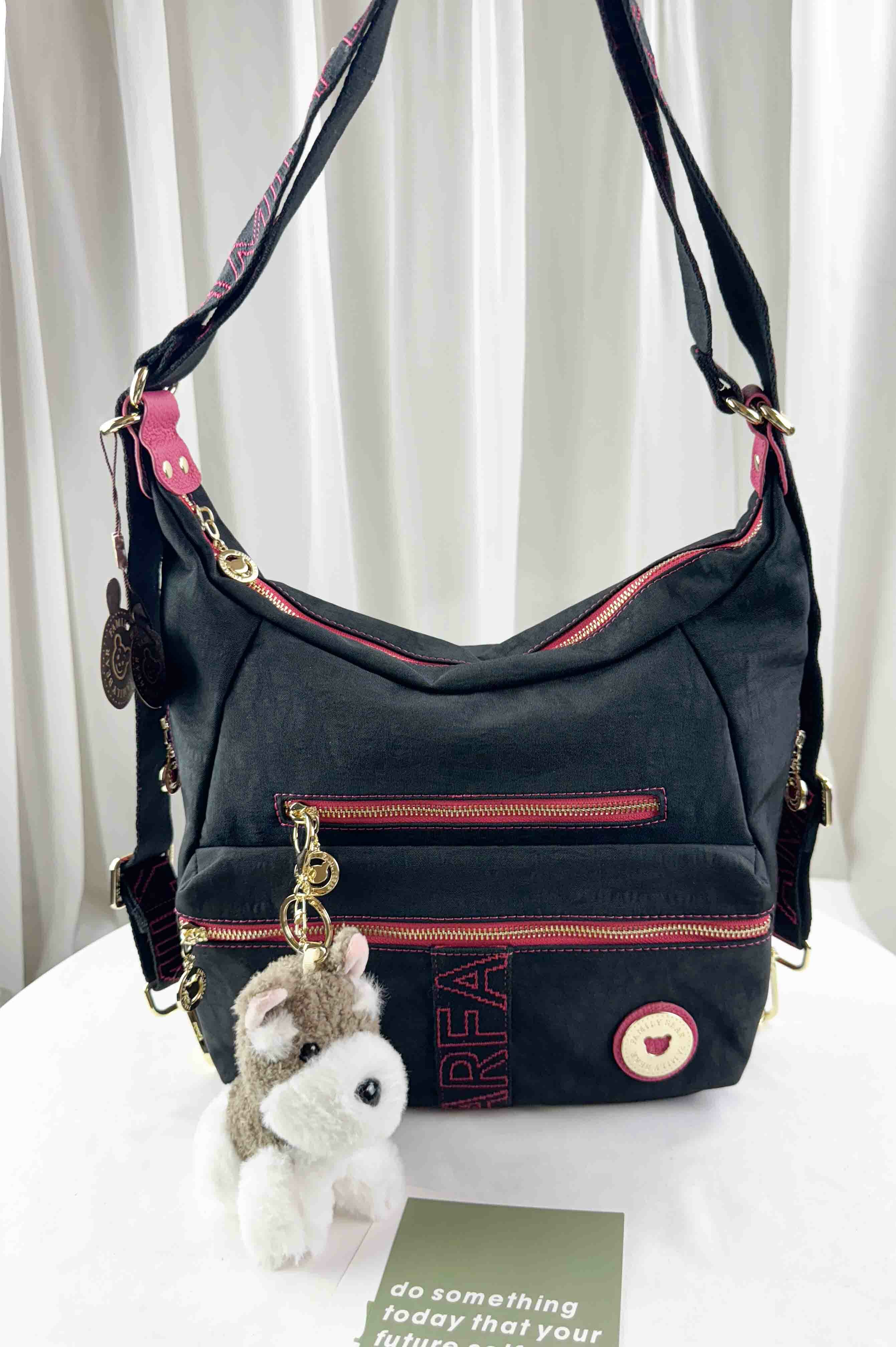 FamilyBear 黑桃織帶防潑水兩用肩背包 / 後背包 附兔兔吊飾 #2753