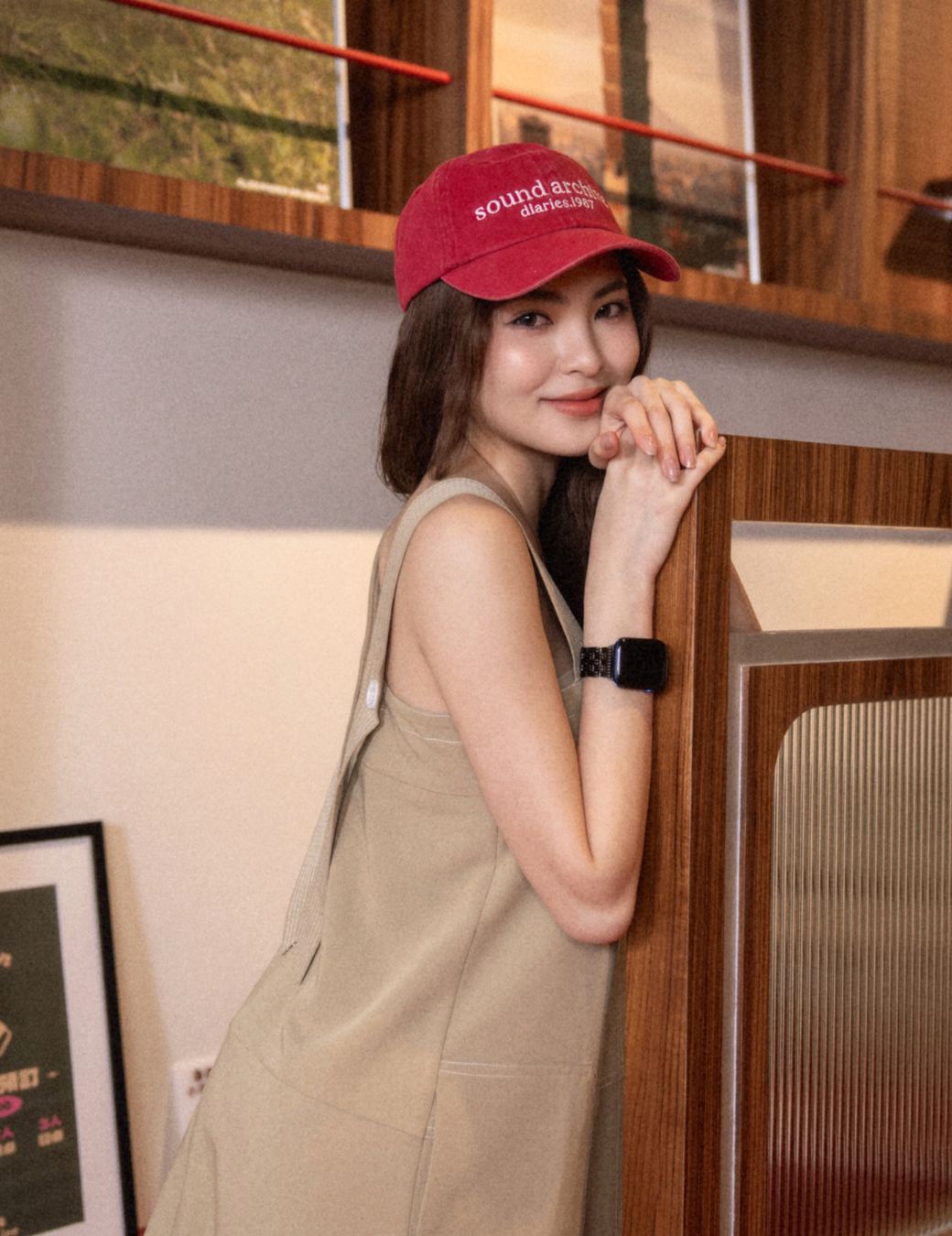 Apple Watch 經典波紋鏤空錶帶（黑色）